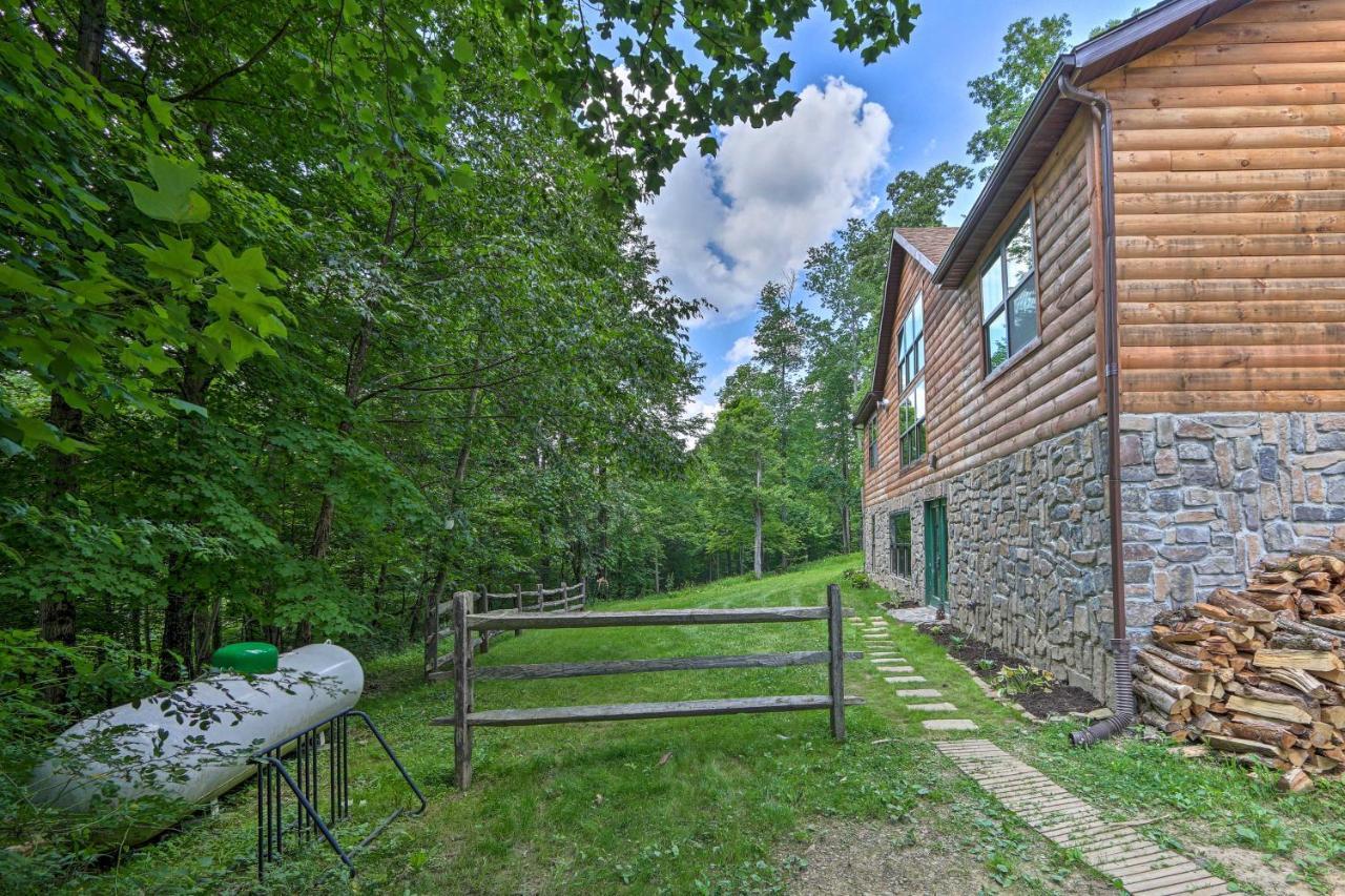 Butler Cabin On 19 Acres With Hot Tub And Fire Pit! ภายนอก รูปภาพ